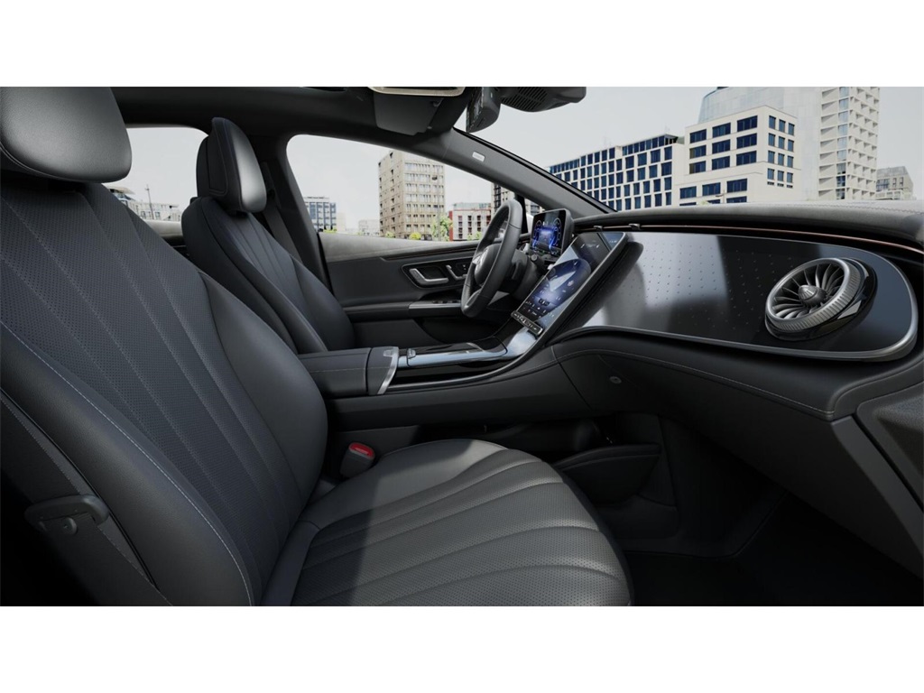 2026 Mercedes Benz EQE Sedan photo 4