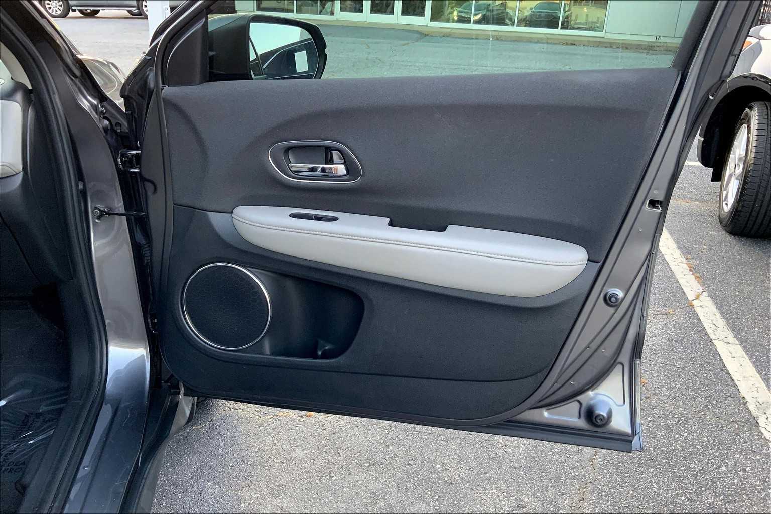 2019 Honda HR-V EX 2WD photo 22