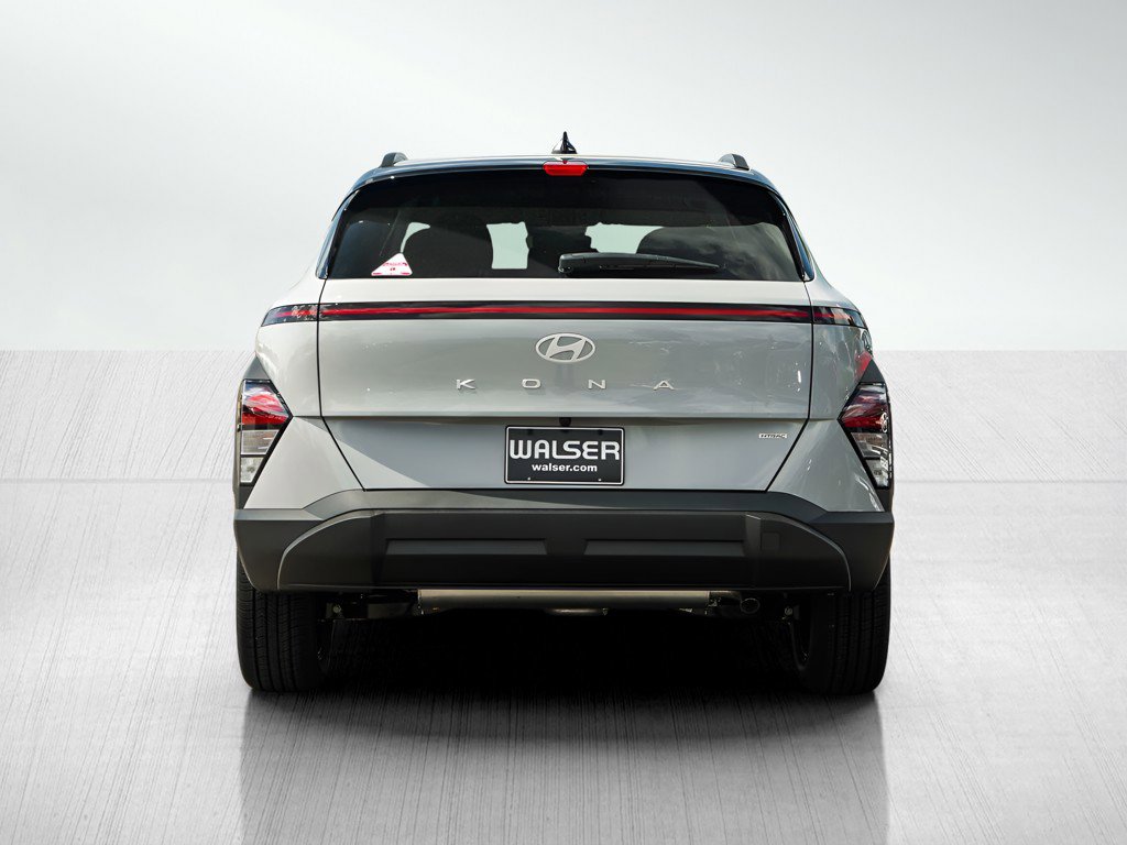 2026 Hyundai Kona SEL photo 4