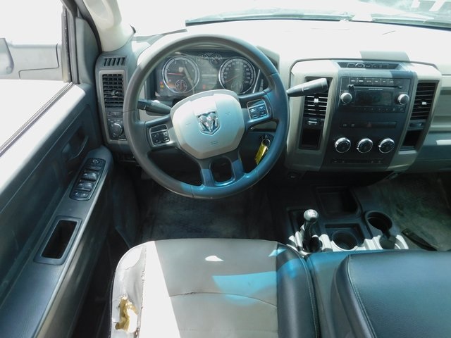 2012 Ram 3500 ST photo 12