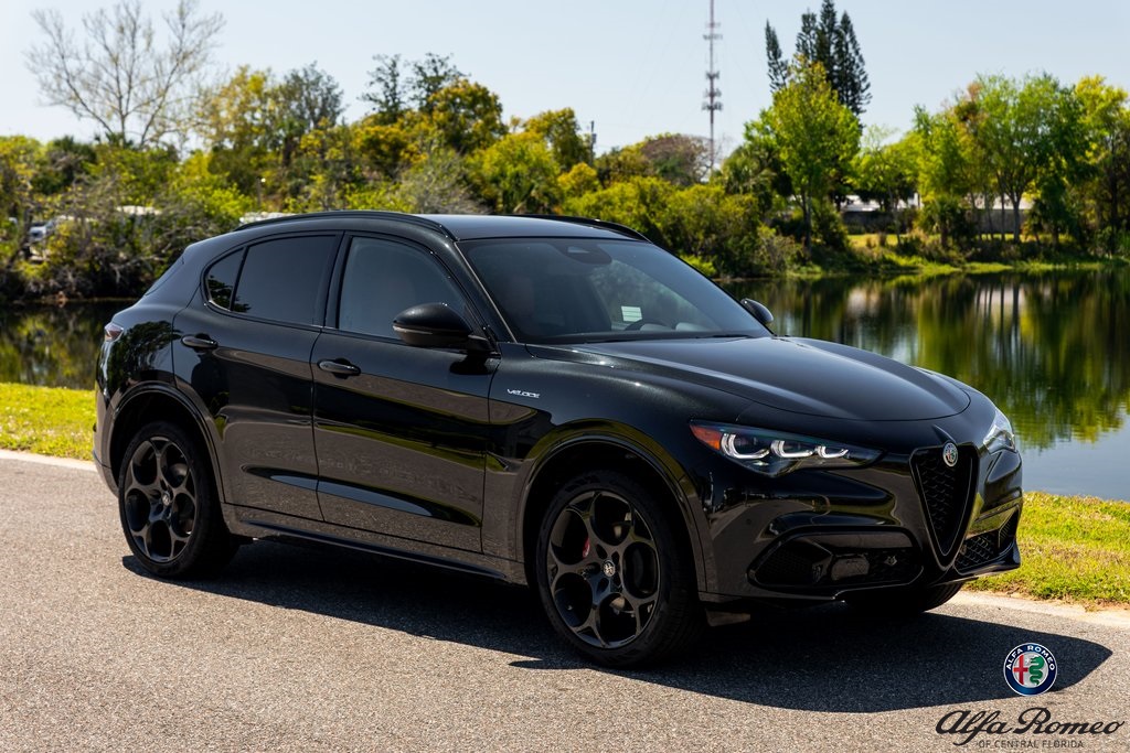 2025 Alfa Romeo Stelvio