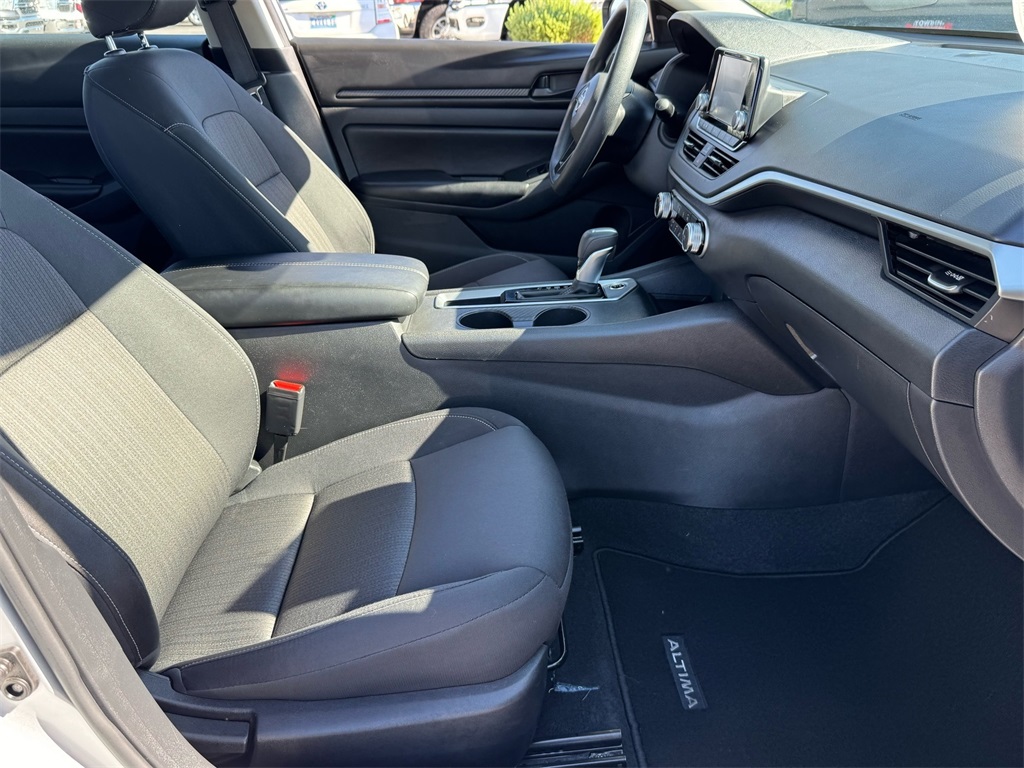 2024 Nissan Altima 2.5 S photo 18