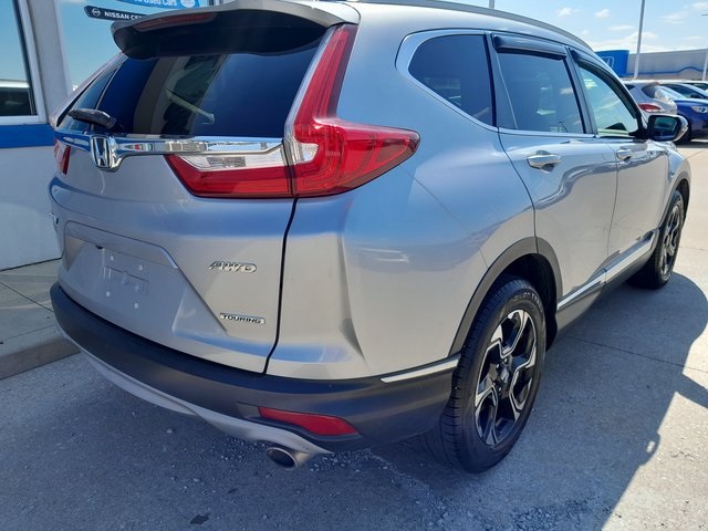 2018 Honda CR-V Touring photo 8