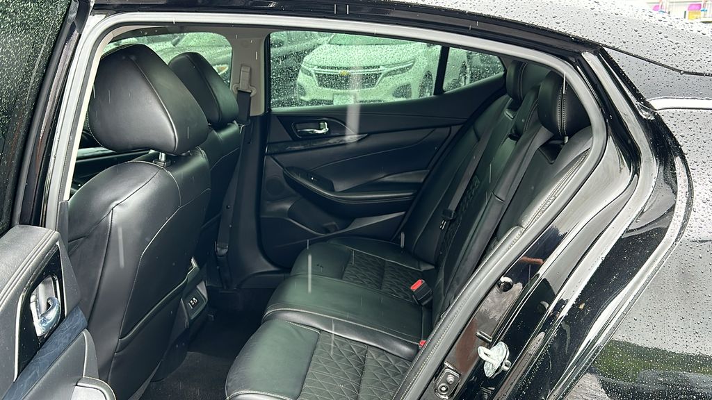 2020 Nissan Maxima Platinum photo 23