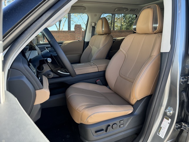 2025 Infiniti QX80 Sensory photo 9