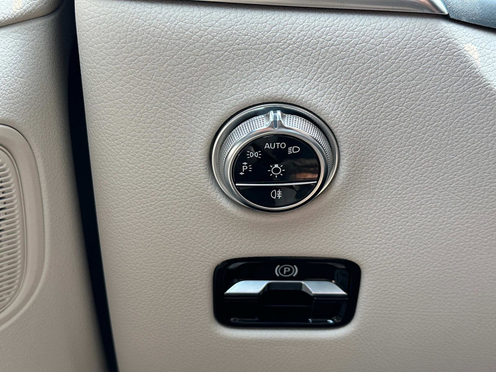 2024 Mercedes Benz GLC 300 4MATIC photo 24