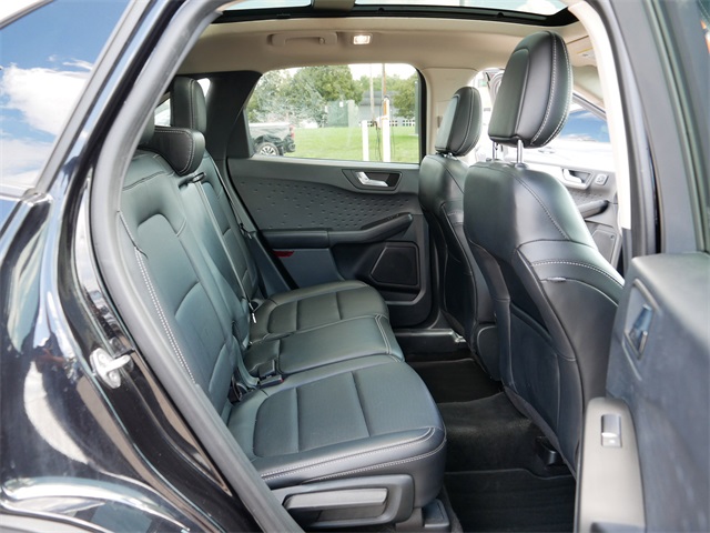 2020 Ford Escape SEL photo 17
