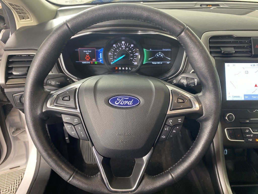 2020 Ford Fusion Hybrid SEL photo 14