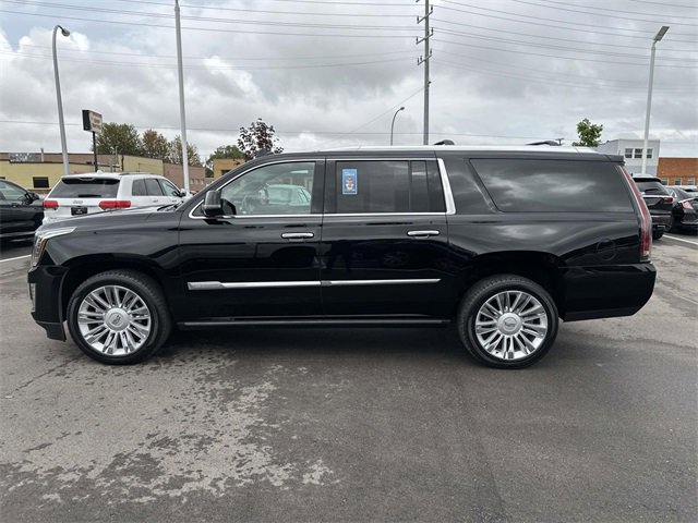 2016 Cadillac Escalade ESV Platinum photo 41