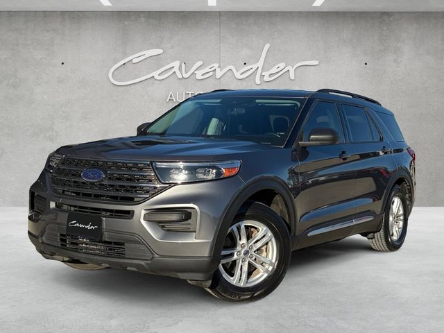 2022 Ford Explorer XLT's photo