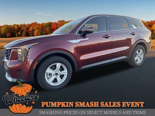 2025 Kia Sorento LX's photo