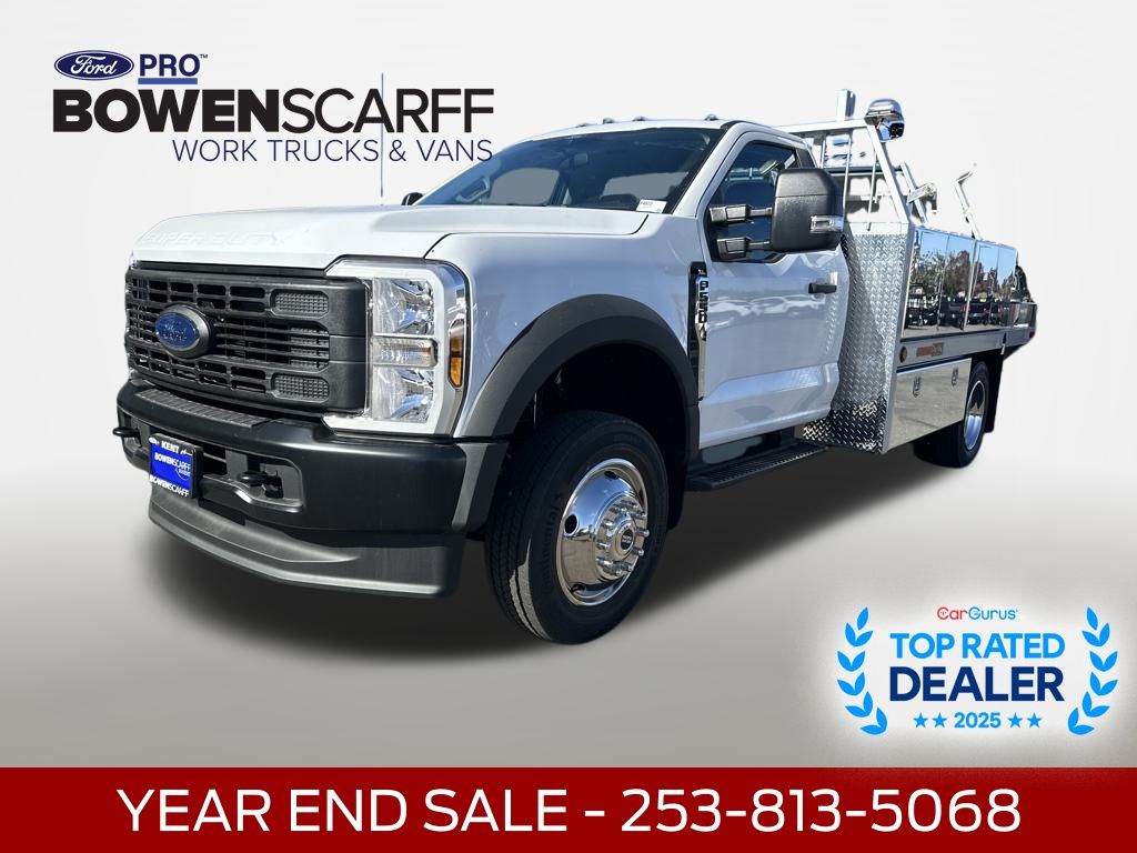 2025 Ford F-550 Super Duty Chassis Cab XL's photo