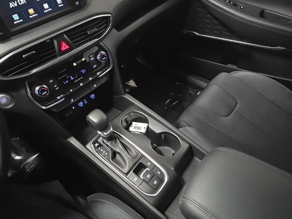 2020 Hyundai Santa Fe SEL photo 24