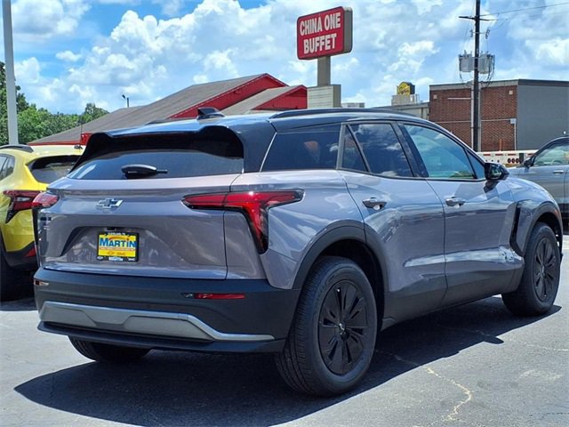 2025 Chevrolet Blazer EV photo 2