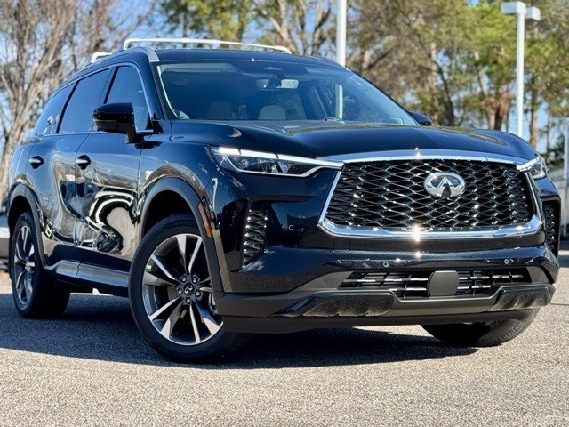 2025 INFINITI QX60 LUXE's photo