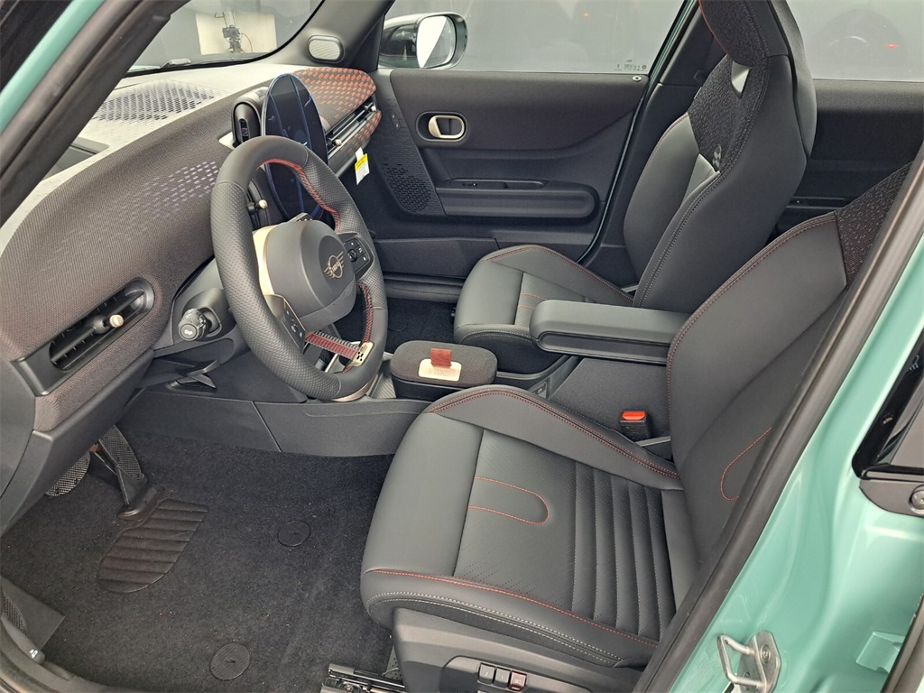 2026 Mini Cooper 4 Door Hardtop S Iconic photo 9