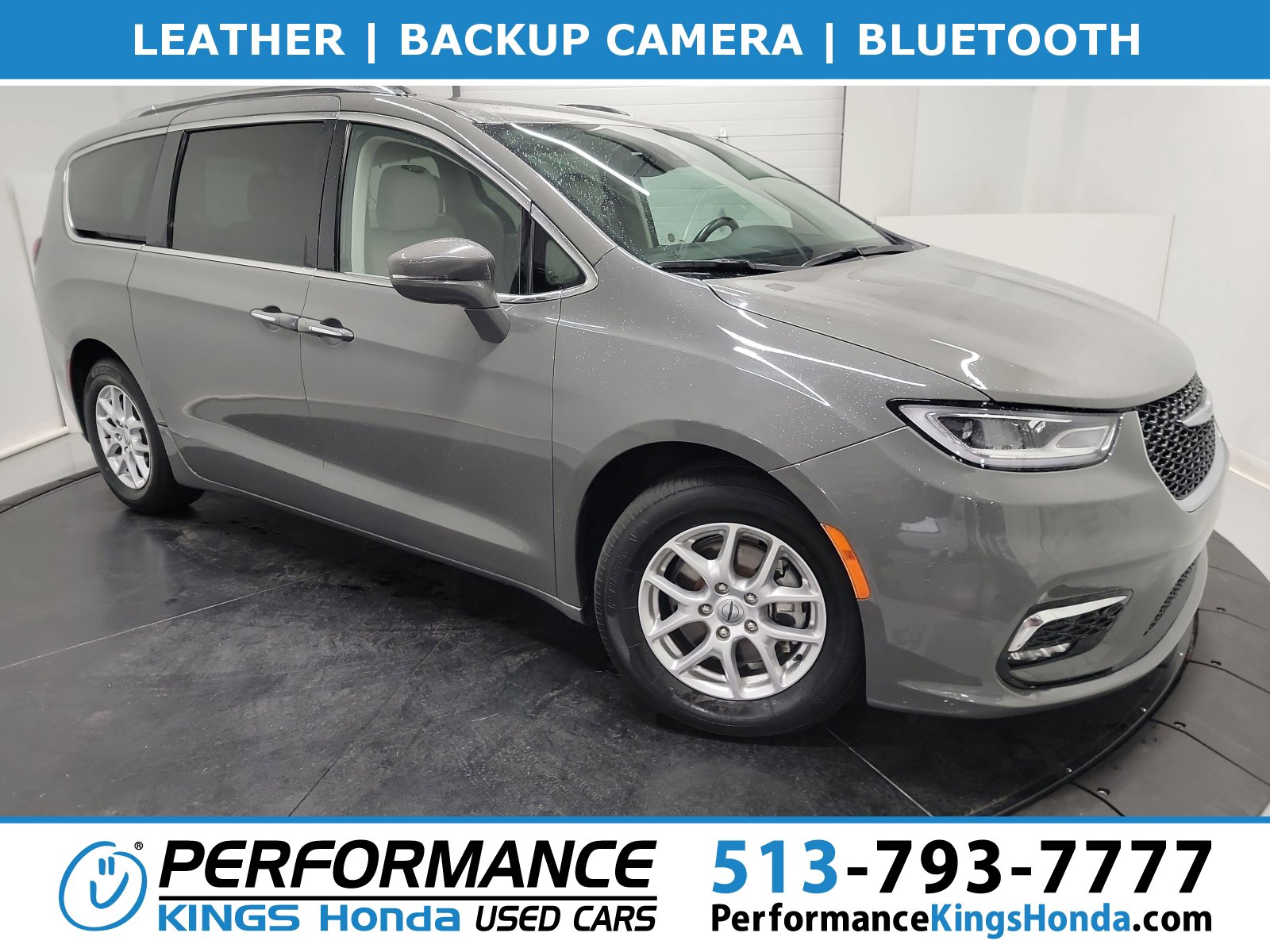 2021 Chrysler Pacifica Touring L's photo