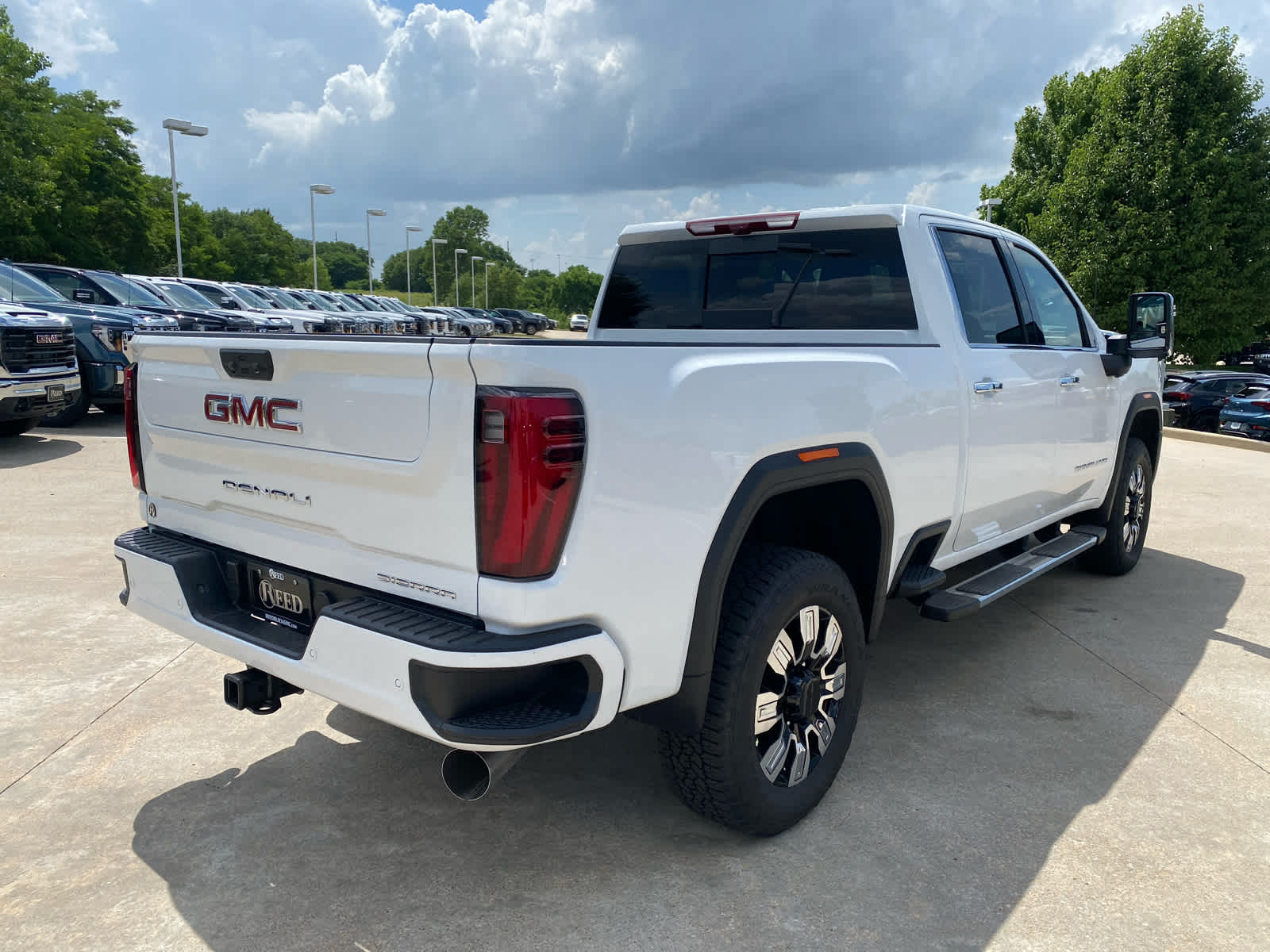 2025 Gmc Sierra 2500 HD Denali photo 4