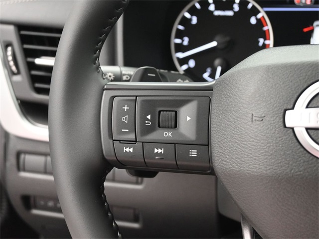 2026 Nissan Rogue SV photo 21