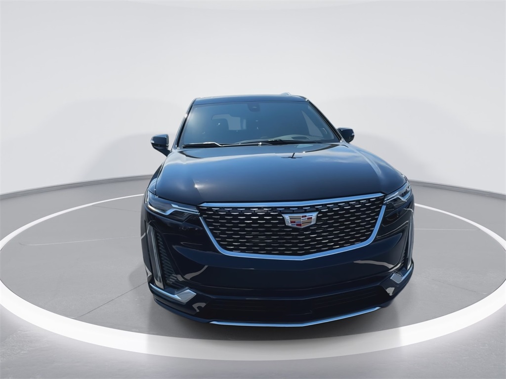 2025 Cadillac XT6 Premium Luxury photo 3
