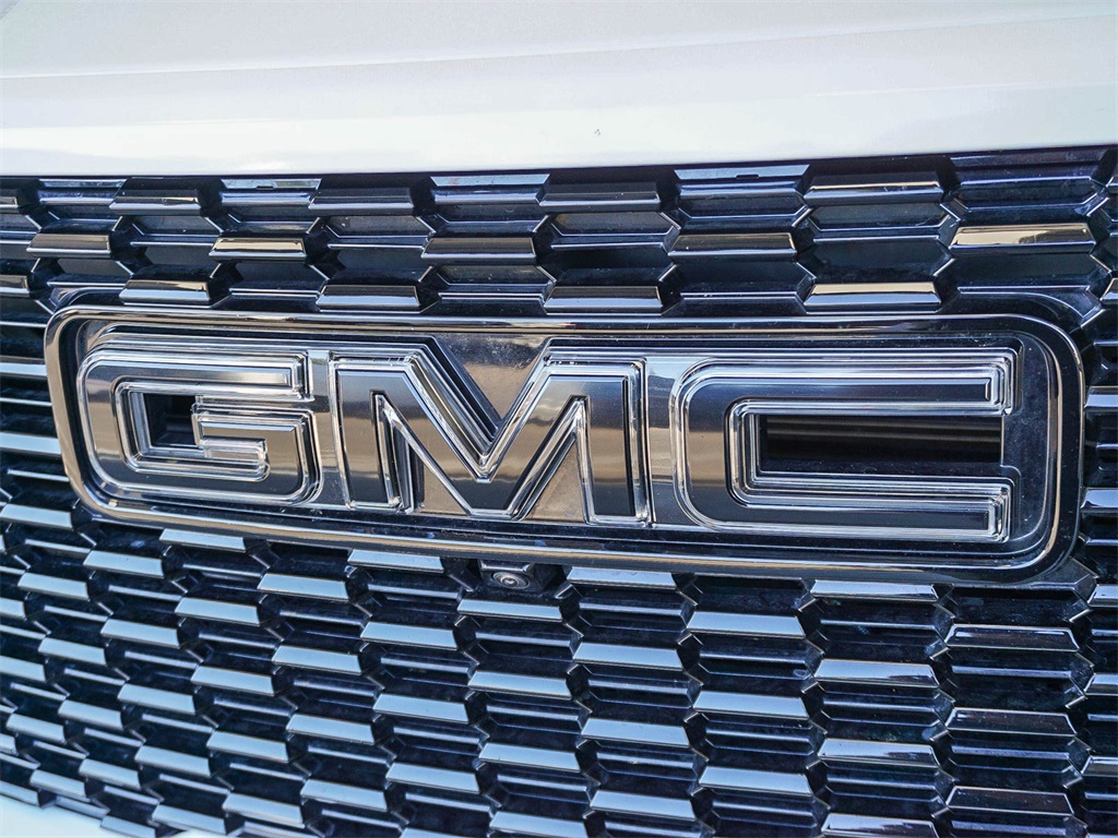 2022 Gmc Yukon SLT photo 3