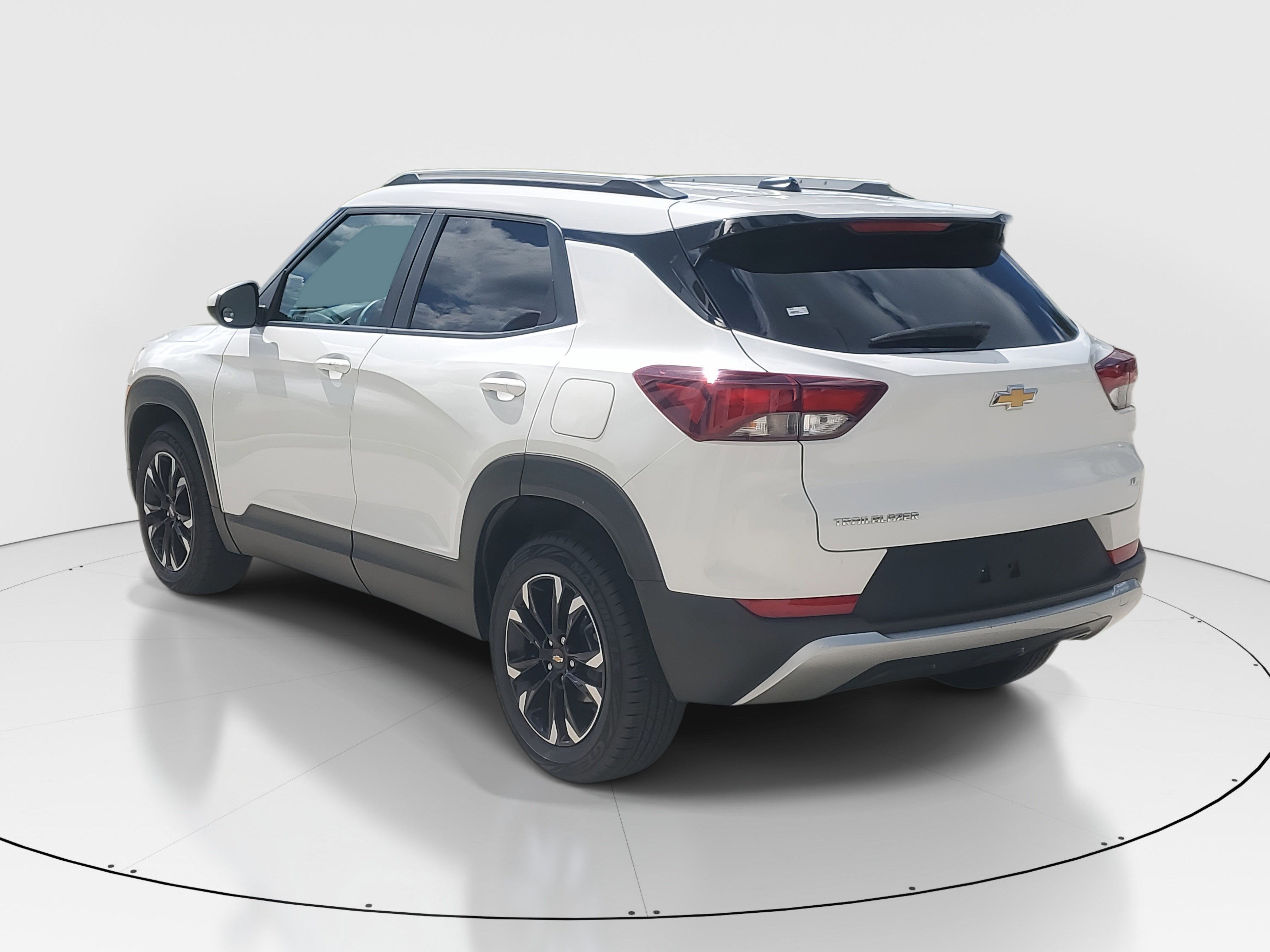 2022 Chevrolet Trailblazer LT photo 4
