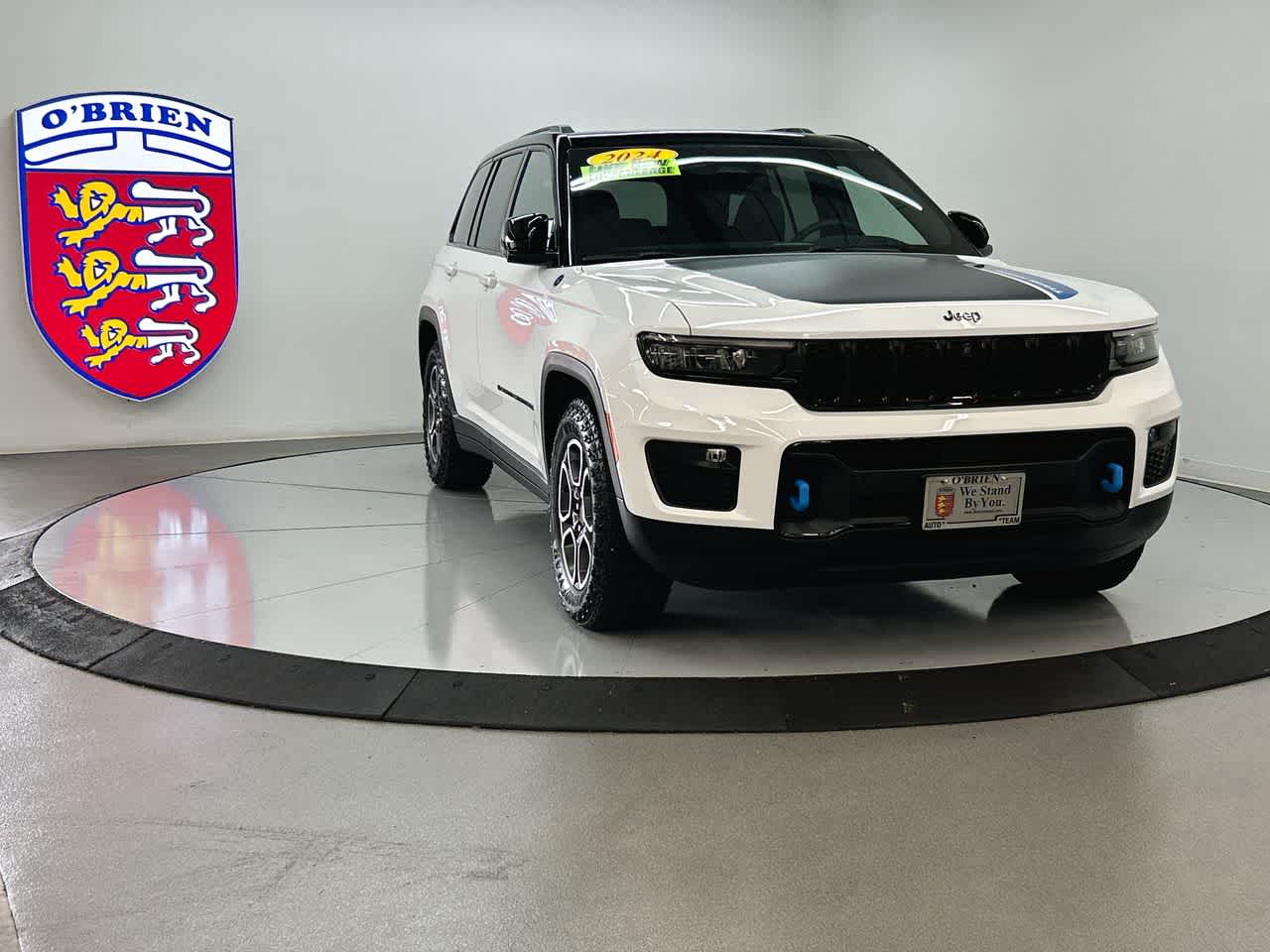 2024 Jeep Grand Cherokee Trailhawk 4xe's photo