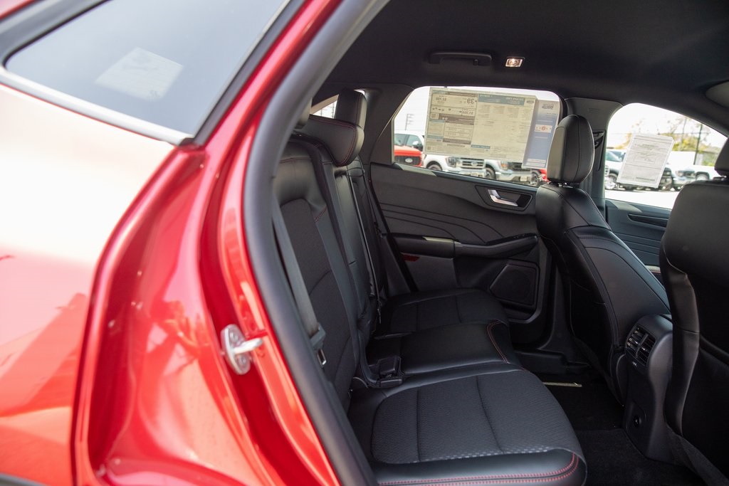 2025 Ford Escape ST-Line photo 23