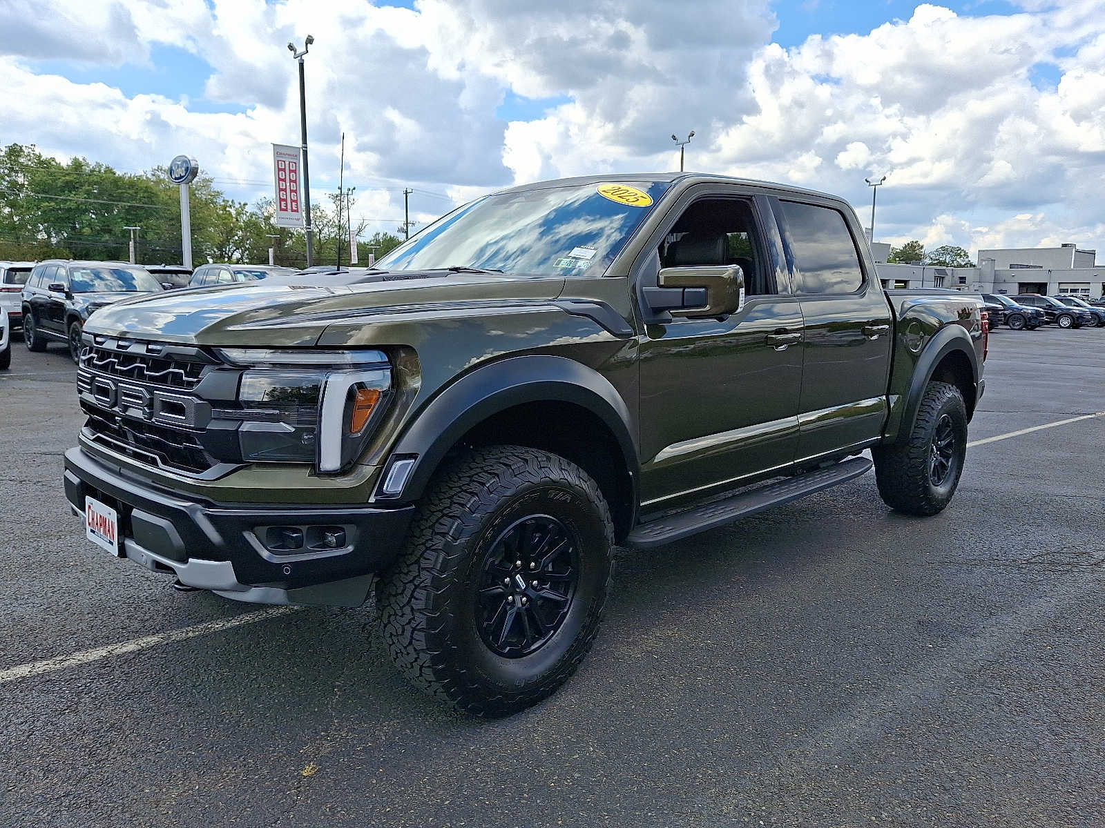 2025 Ford F-150 Raptor photo 2