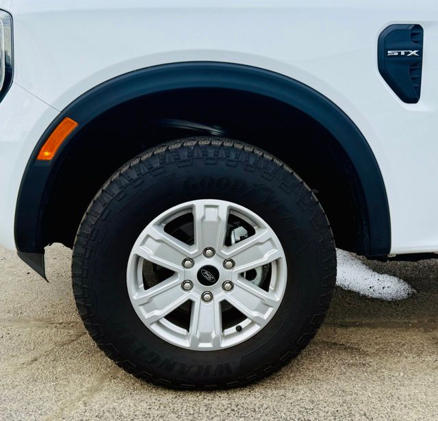 2024 Ford Ranger XL photo 2