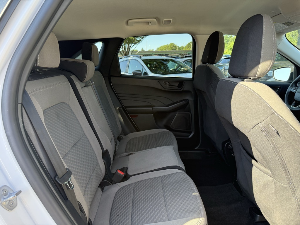 2022 Ford Escape SE photo 28