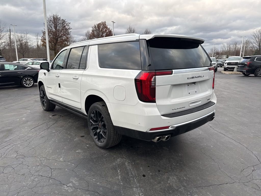 2026 Gmc Yukon XL Denali photo 2
