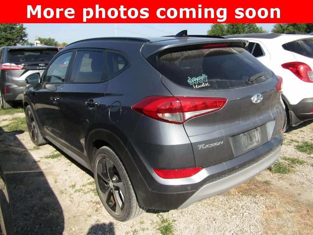 2018 Hyundai Tucson Value photo 3