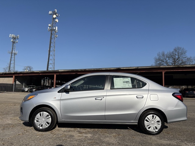 2024 Mitsubishi Mirage G4 ES photo 4