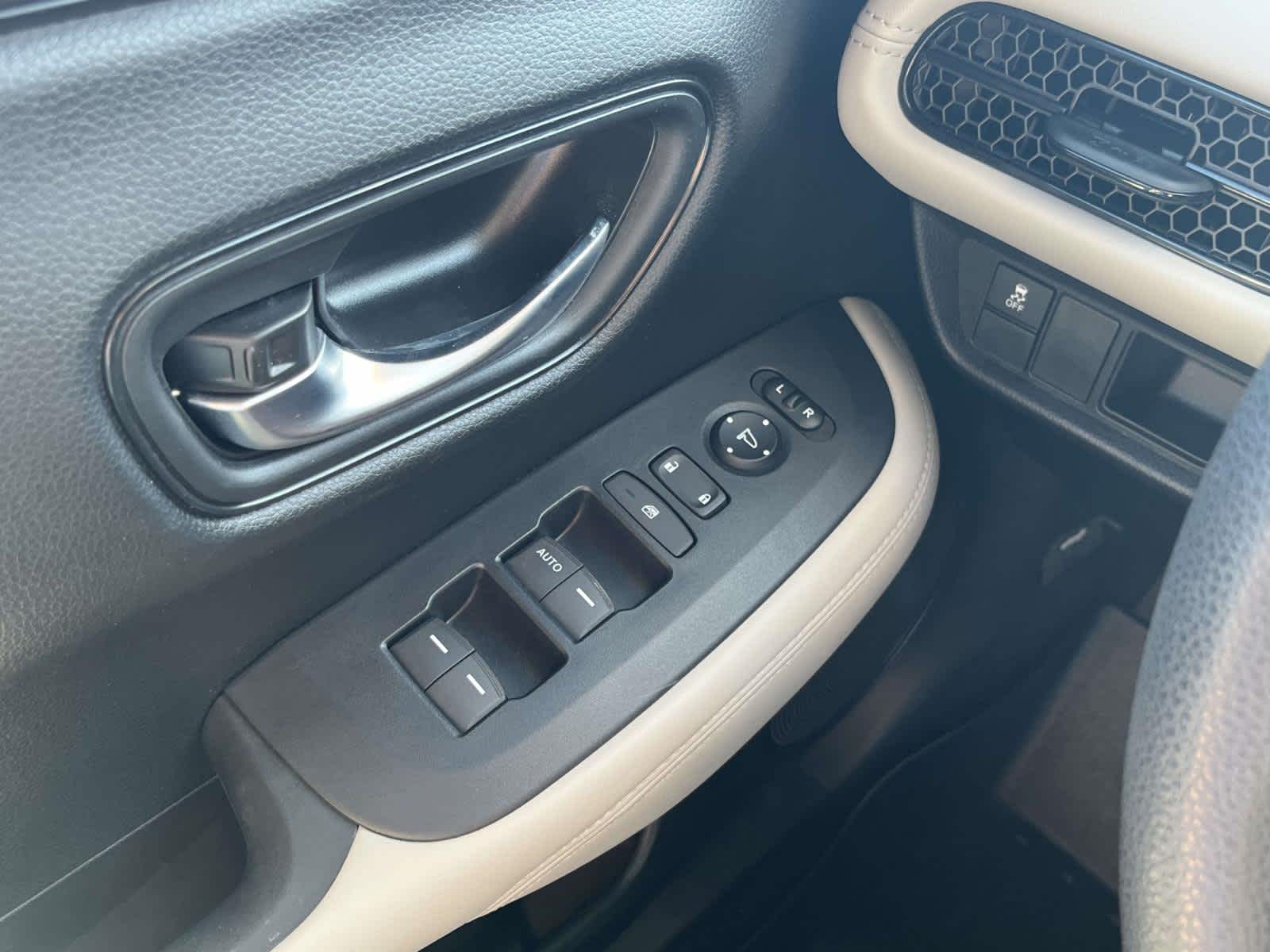 2023 Honda HR-V LX photo 21
