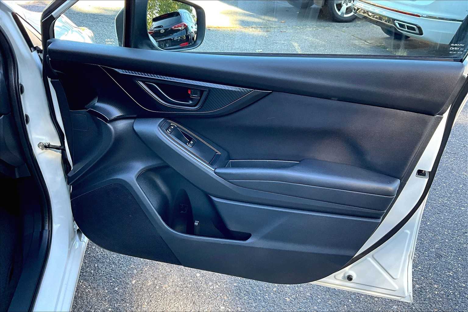 2019 Subaru Impreza Premium photo 18