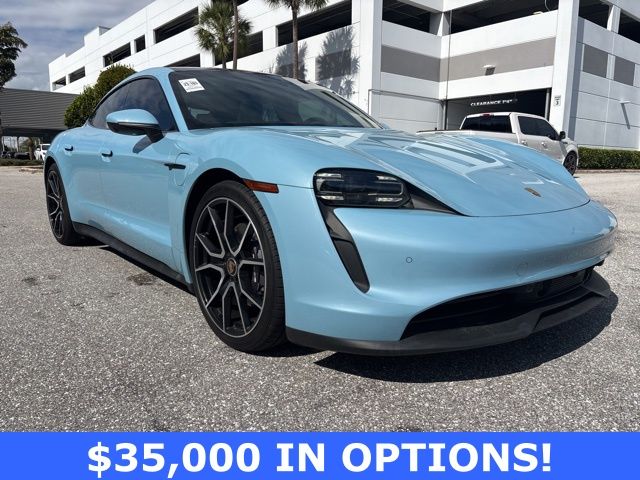 2022 Porsche Taycan Base