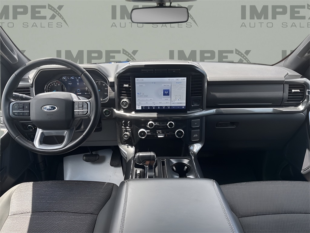 2023 Ford F-150 XLT photo 19