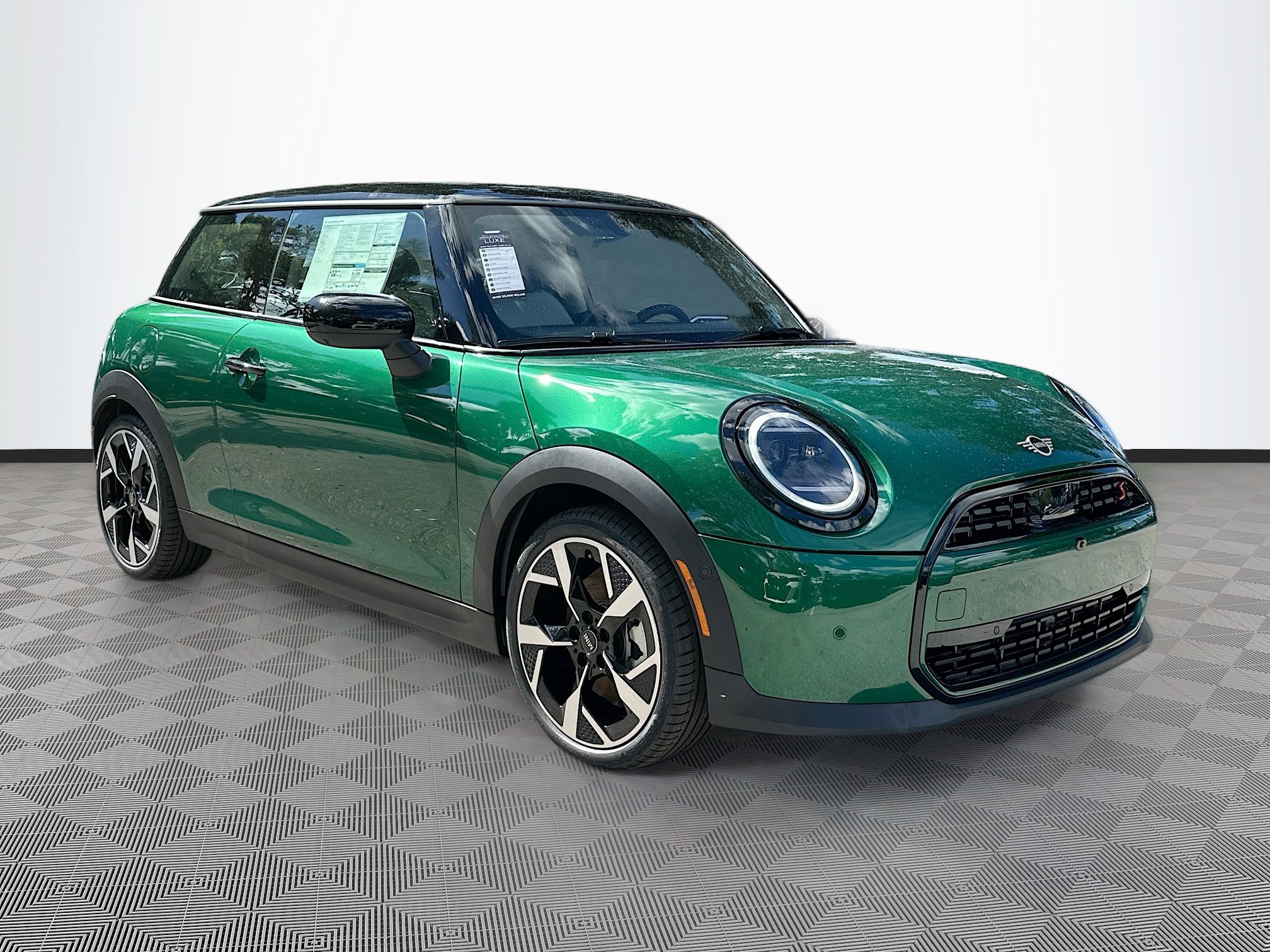 2026 MINI Hardtop 2 Door S's photo