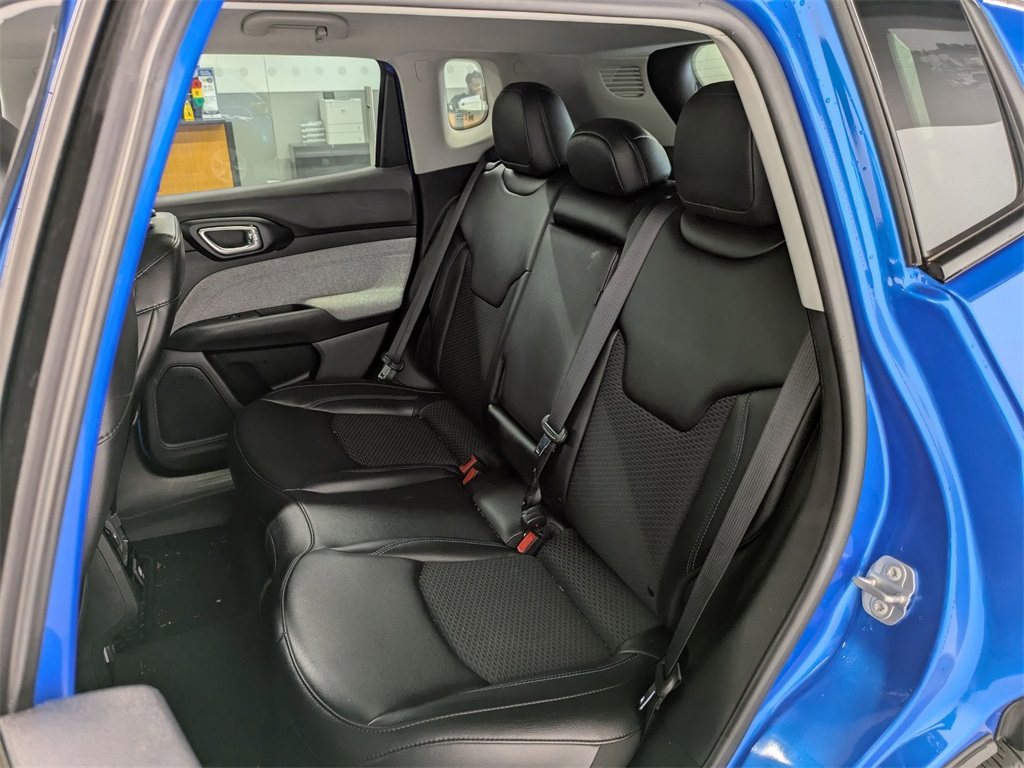 2022 Jeep Compass Latitude photo 18
