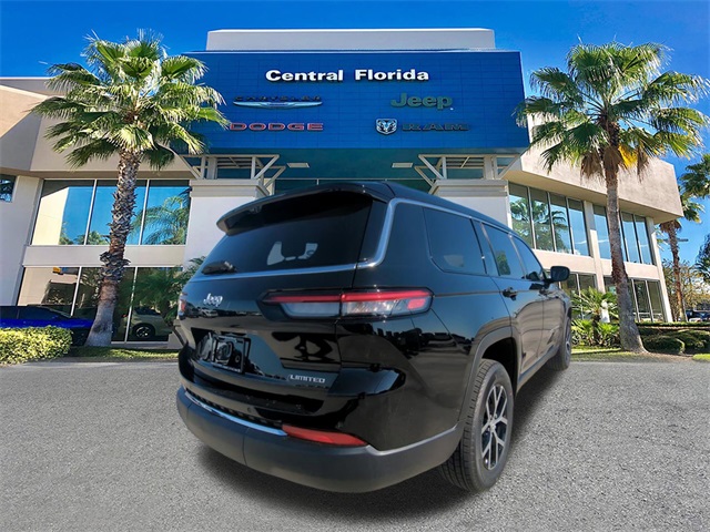 2025 Jeep Grand Cherokee Limited photo 4