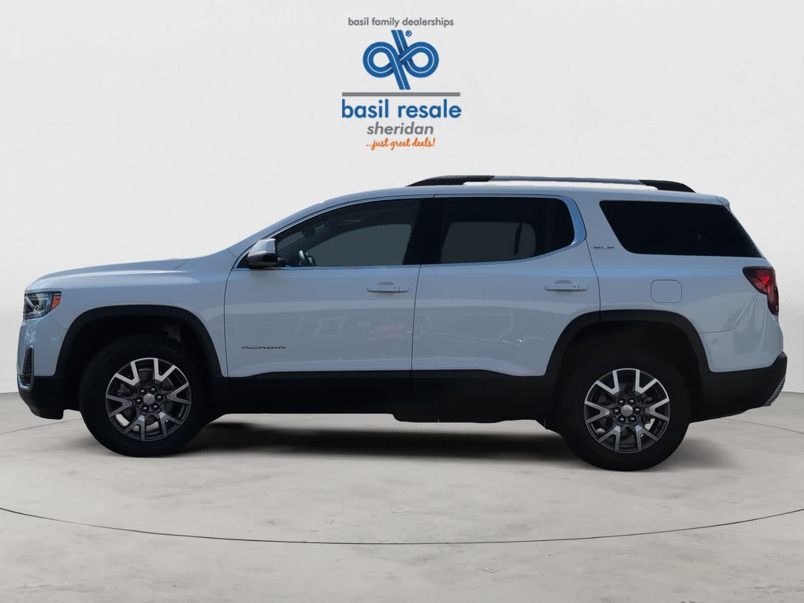 2023 Gmc Acadia SLE photo 3