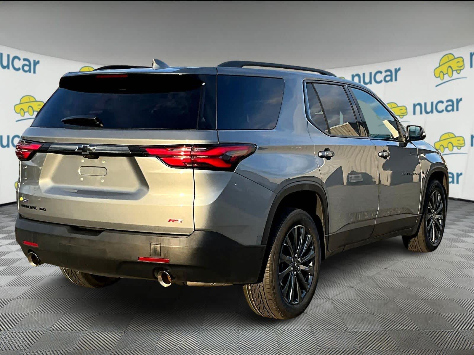 2023 Chevrolet Traverse RS photo 4