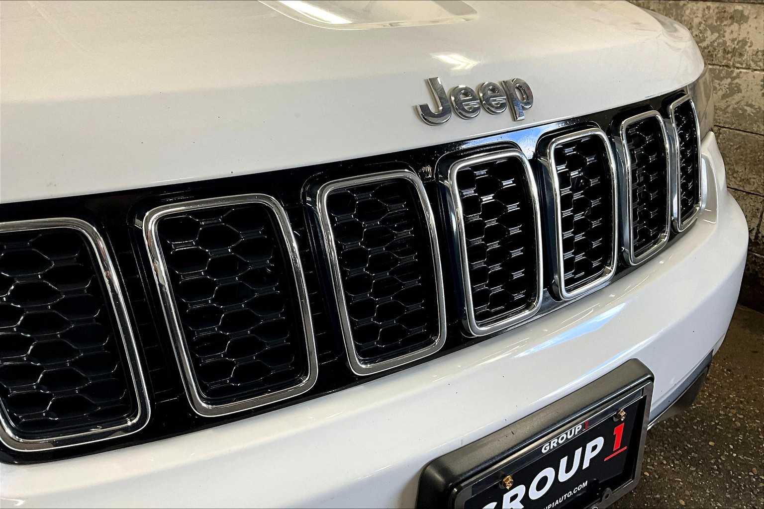 2020 Jeep Grand Cherokee Limited photo 24