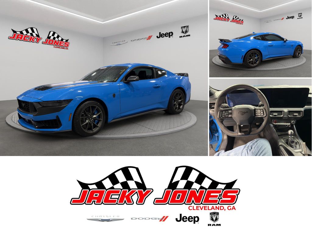 2024 Ford Mustang Dark Horse's photo