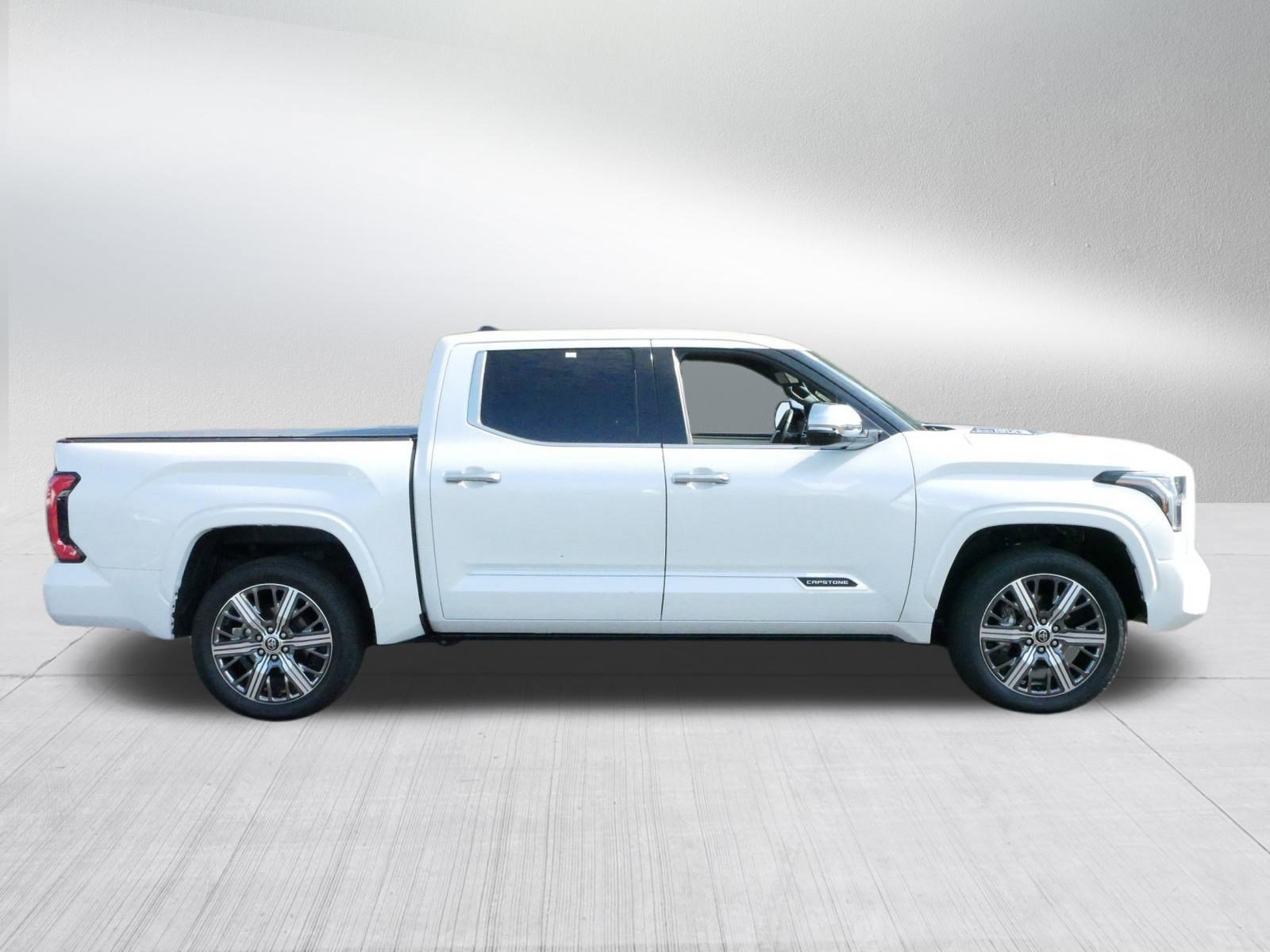 2022 Toyota Tundra CapStone photo 8