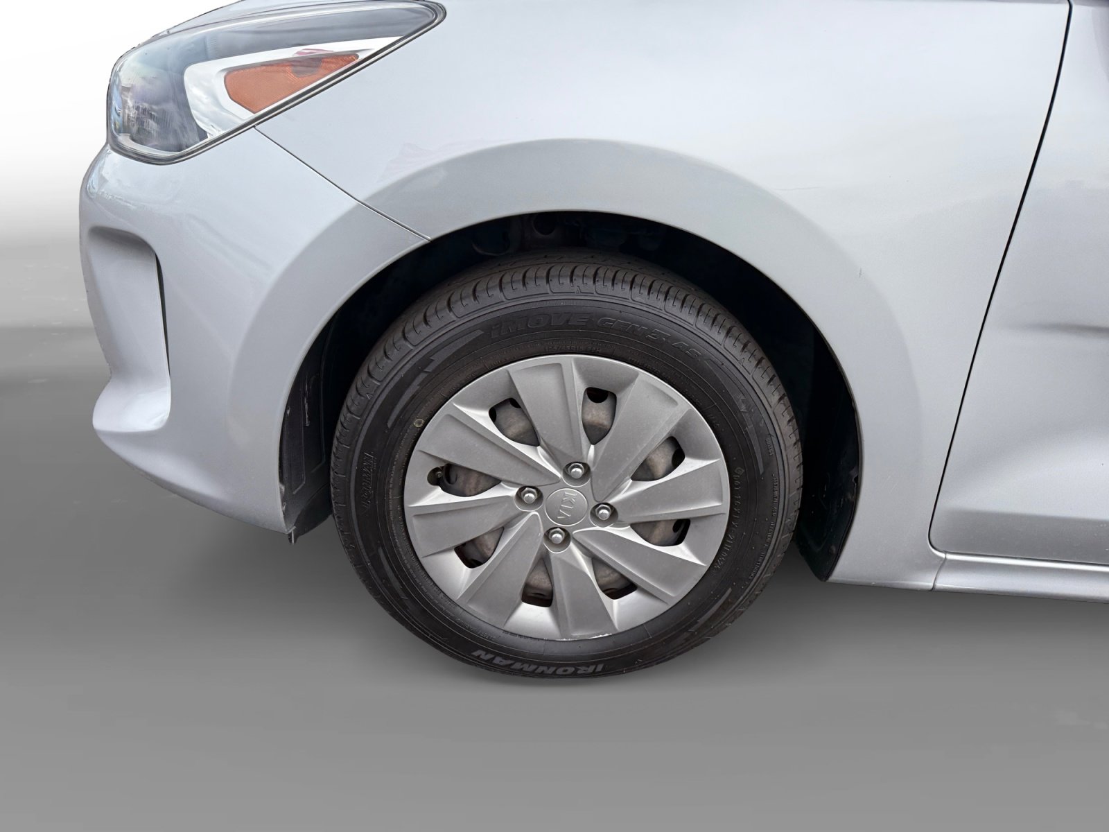 2019 Kia Rio S photo 9