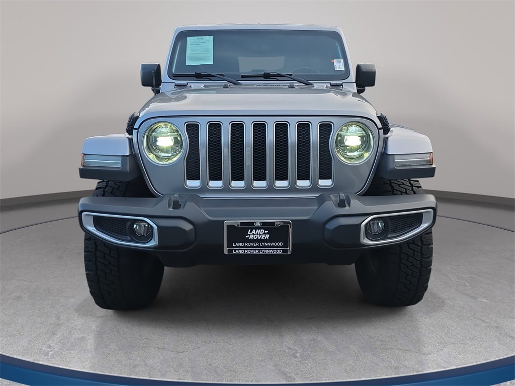 2019 Jeep Wrangler Unlimited Sahara photo 2