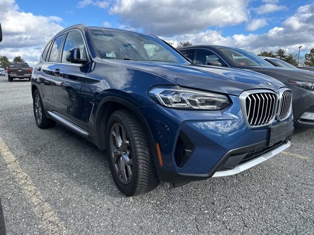 2022 BMW X3 30i's photo