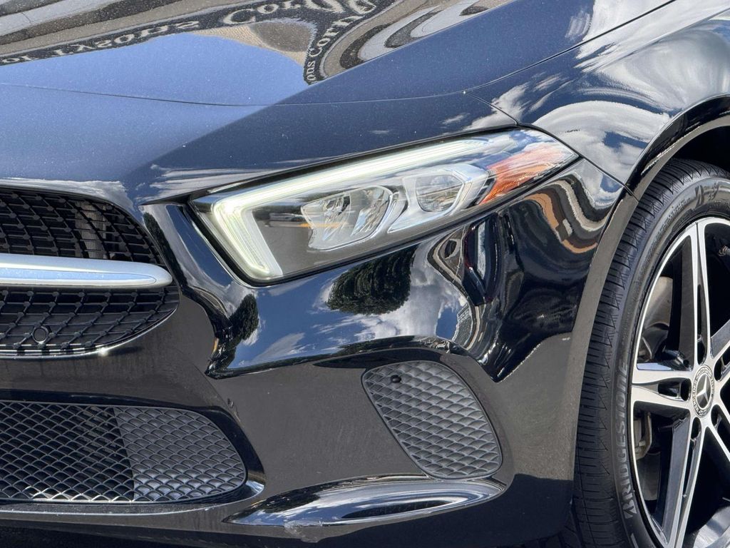 2022 Mercedes Benz A 220 4MATIC photo 2